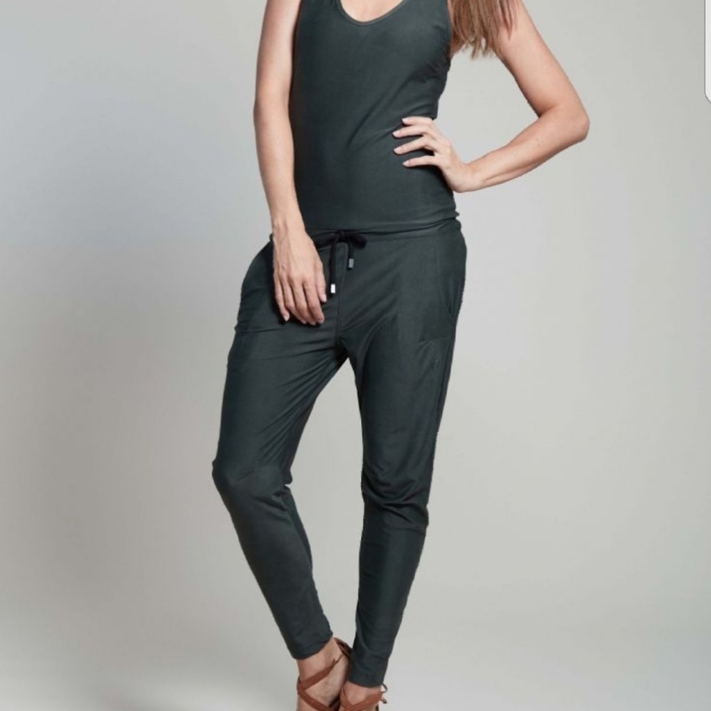 HBT Jumper
